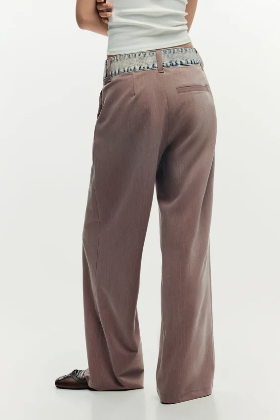 Pantaloni rosa riciclati Pantaloni rosa riciclati