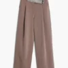 Pantaloni rosa riciclati Pantaloni rosa riciclati