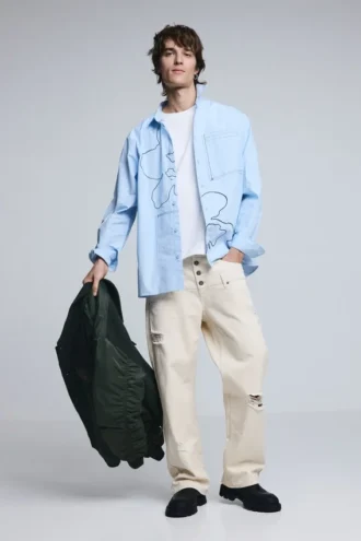 Pantaloni strappati a doppia vita Pantaloni strappati a doppia vita