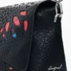 Piccola borsa a farfalla Piccola borsa a farfalla