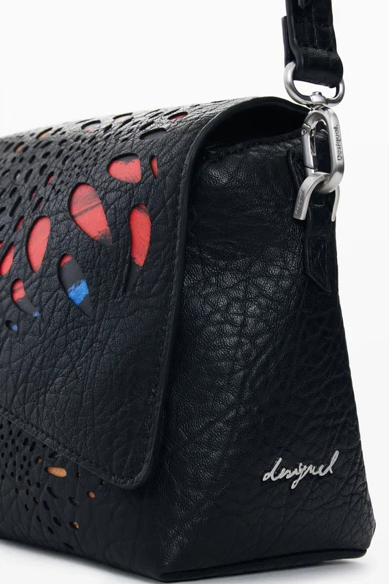 Piccola borsa a farfalla Piccola borsa a farfalla