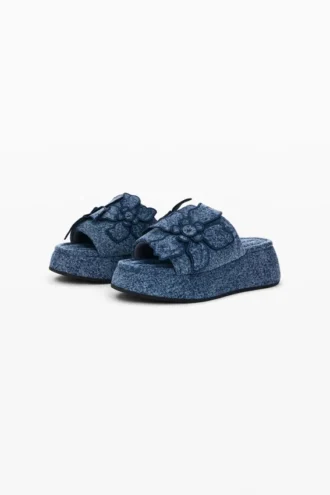 Sandali con zeppa in denim