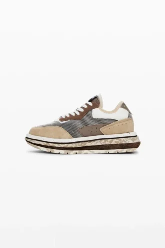 Sneaker con toppe Runner Sneaker con toppe Runner