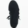 Sneaker stringate in pelle
