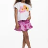 T-shirt a maniche corte con fiori ricamati T-shirt a maniche corte con fiori ricamati