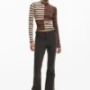 T-shirt a maniche lunghe con collo alto