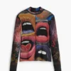 T-shirt a maniche lunghe con collo alto