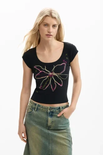 T-shirt aderente a fiori