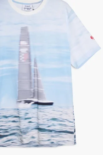 T-shirt American Magic con barca a vela