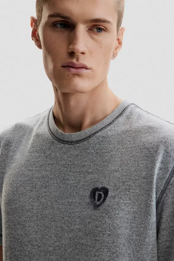 T-shirt basic in maglia T-shirt basic in maglia