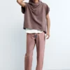 T-shirt con cappuccio e logo