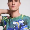 T-shirt con fiori