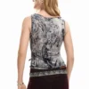 T-shirt con foto annodata T-shirt con foto annodata