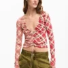 T-shirt con scollo arricciato