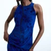 T-shirt con spalline floccata