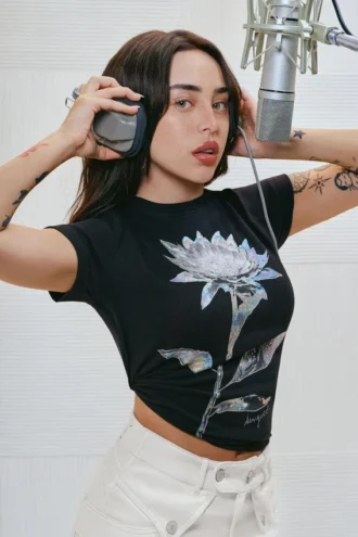 T-shirt con stampa floreale