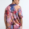 T-shirt con stampa floreale T-shirt con stampa floreale