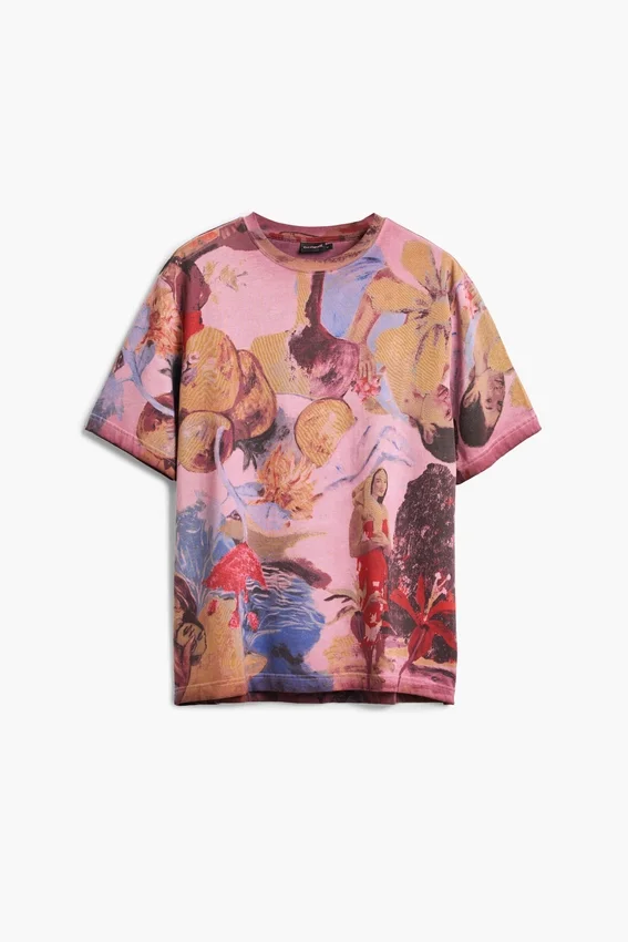T-shirt con stampa floreale T-shirt con stampa floreale