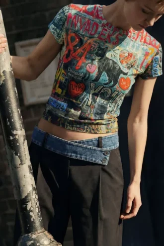 T-shirt con stampa gatto