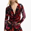 T-shirt disegnata da Christian Lacroix