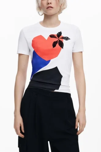 T-shirt disegnata da Christian Lacroix
