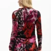 T-shirt disegnata da Christian Lacroix