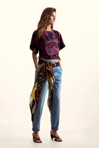 T-shirt etnica disegnata da Christian Lacroix