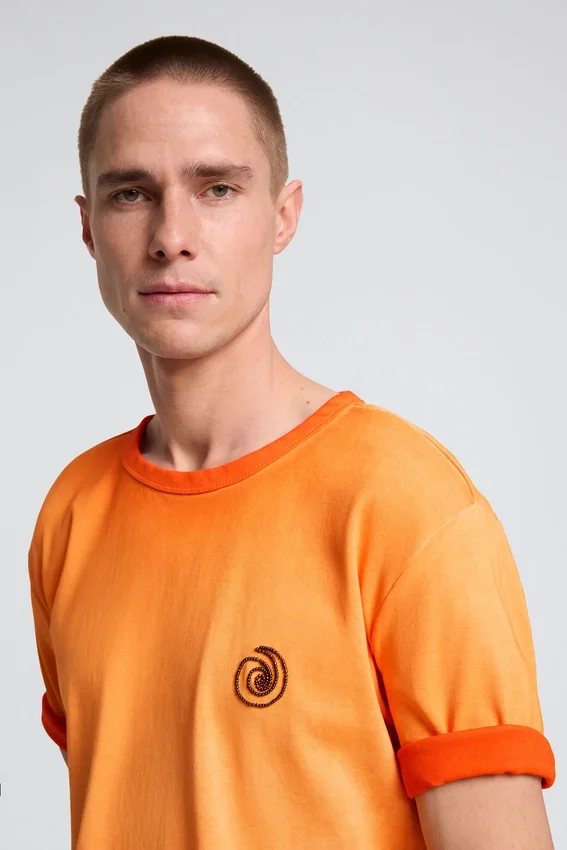 T-shirt in maglia con sfumature T-shirt in maglia con sfumature