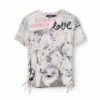 T-shirt slim con arricciature e stampa giornale