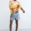 T-shirt stampato con ricamo T-shirt stampato con ricamo