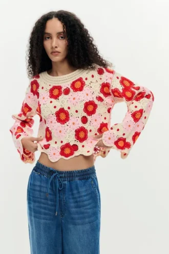 top all uncinetto multicolore 1 330x495 - Top all'uncinetto multicolore