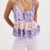 Top con spalline floreali