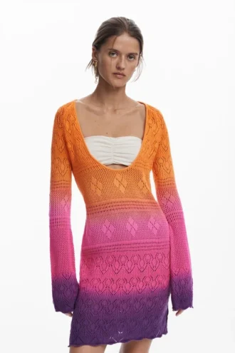 Vestito all’uncinetto tie-dye