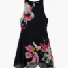 Vestito asimmetrico a fiori Vestito asimmetrico a fiori