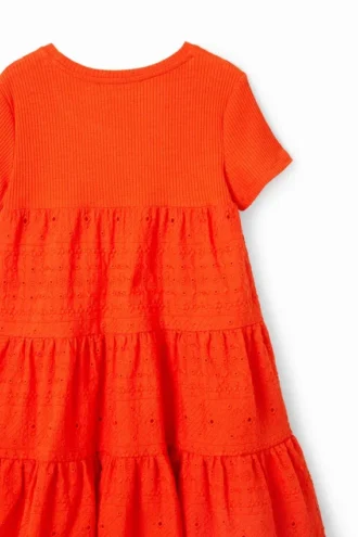 Vestito combinato con ricami svizzeri
