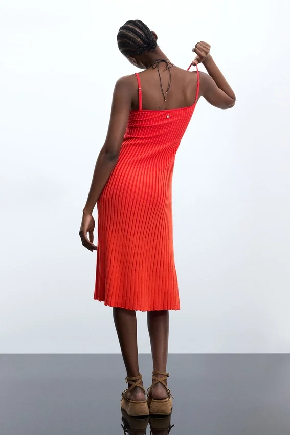 Vestito con spalline 100% cotone Vestito con spalline 100% cotone
