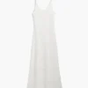 Vestito con spalline all’uncinetto Vestito con spalline all’uncinetto