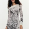 Vestito con stampa collage