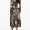 Vestito fluido con stampa animalier Vestito fluido con stampa animalier
