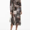 Vestito fluido con stampa animalier Vestito fluido con stampa animalier