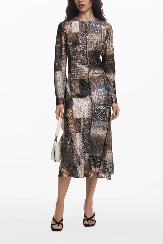 Vestito fluido con stampa animalier Vestito fluido con stampa animalier