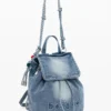 Zaino in denim con ciondoli