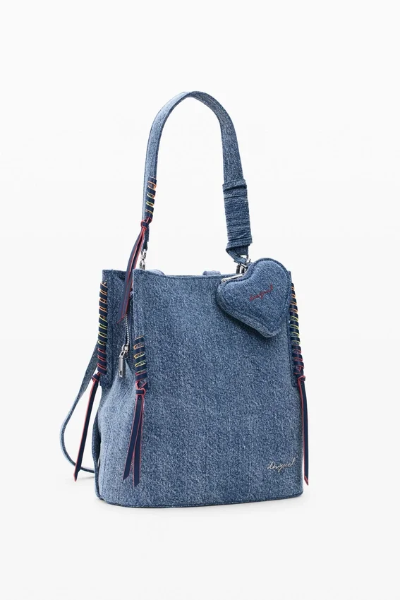 Zaino in denim con cuore Zaino in denim con cuore