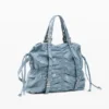 Zaino medio in denim con ruches Zaino medio in denim con ruches