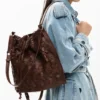 Zaino medio intrecciato con coulisse Zaino medio intrecciato con coulisse